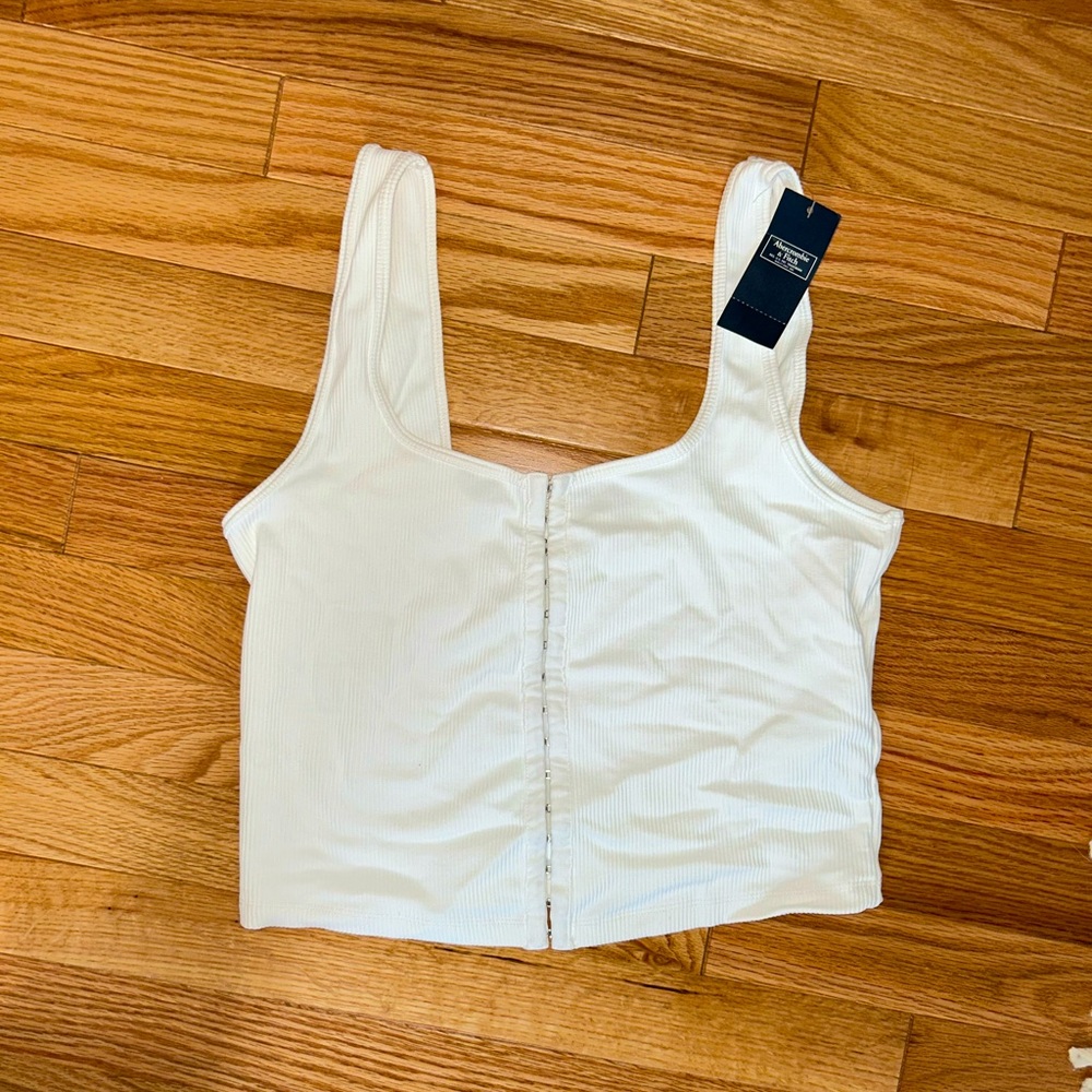 White A&Fitch tank top. Never worn tags still on it. Size Large